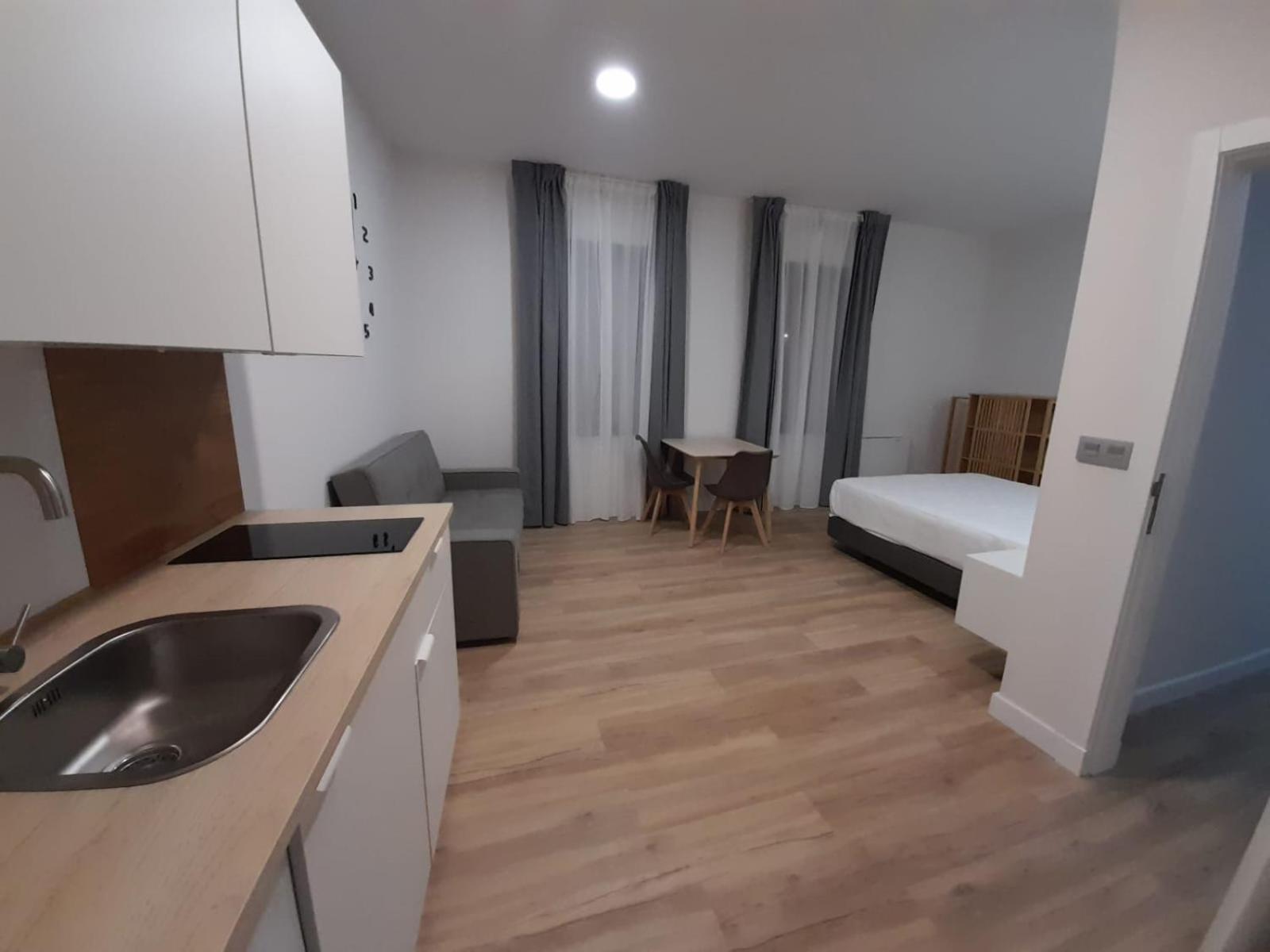 Apartamentos Recunchos Ourense Luaran gambar